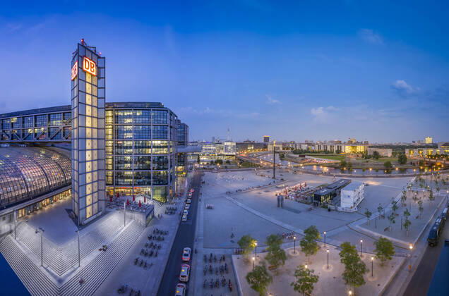 Germany, Berlin, Central Station and Washingtonplatz at twilight NK000399