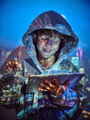 Hacker boy using tablet, Model released Copyright: xPhilippexDegrootex MR
