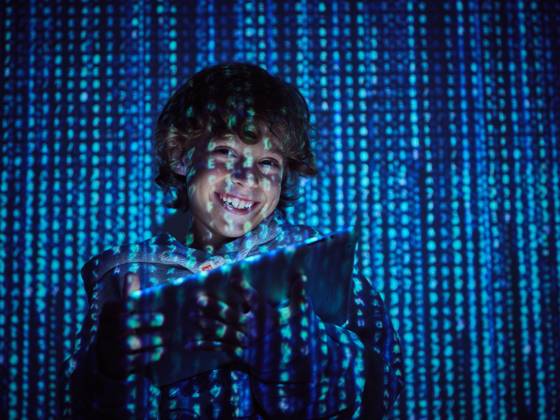 Hacker boy using tablet, Model released Copyright: xPhilippexDegrootex MR