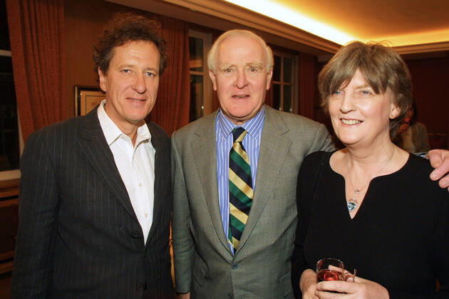 Berlinale 11 02 2001 Actor Geoffrey Roy Rush AC writer John le Carre David John Moore Cornwell wife Valerie Jane Eustace at the celebration after the Berlinale film premiere The Taylor Of Panama , at the Hotel Adlon, Unter den Linden 77, Berlin 11 02 2001 XXX
