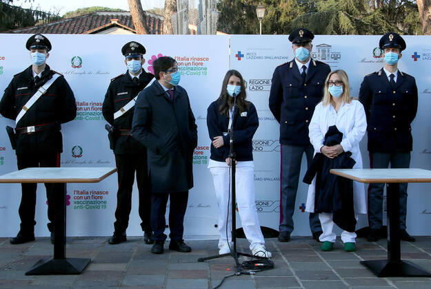 Rome, Preparation of the vials for the first anti Covid 19 vaccine on the occasion of the Vaccine Day Pictured: Alessio D Amato, Claudia Alivernini  Copyright: xPieroxTenaglix xIPAx xPieroxTenaglix