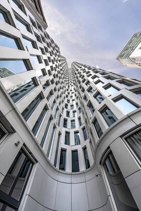 Modern architecture, facade of the high-rise building Upper West, Hotel Motel One Berlin Upper West, Berlin, Germany, Europe Copyright: imageBROKER/MaraxBrandl iblmab06010893.jpg