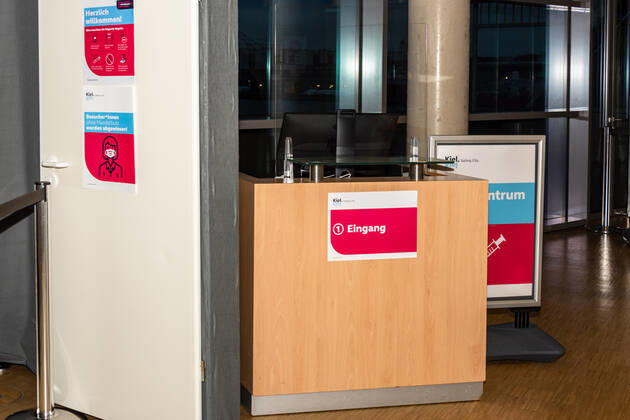 Kiel 11 Jan 2021 The new delivery of the Corona vaccine for the vaccination center Kiel has arrived From tomorrow, 12 Jan 2021, appointments can again be made by telephone or via the Internet portal for the group of over 80 years of age