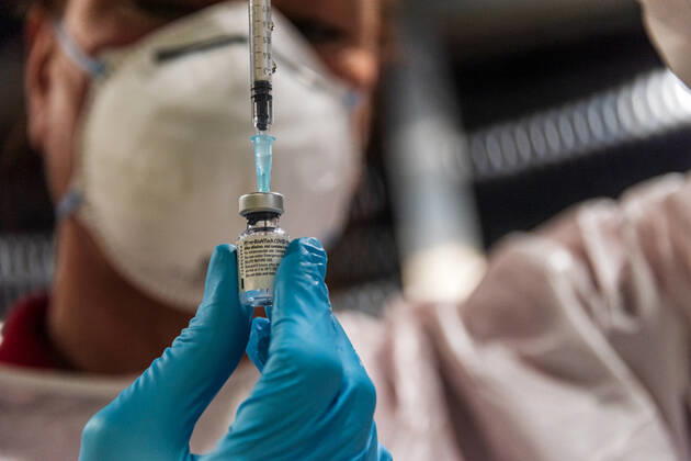 Kiel 11 Jan 2021 The new delivery of the Corona vaccine for the vaccination center Kiel has arrived From tomorrow, 12 Jan 2021, appointments can again be made by telephone or via the Internet portal for the group of over 80 years of age