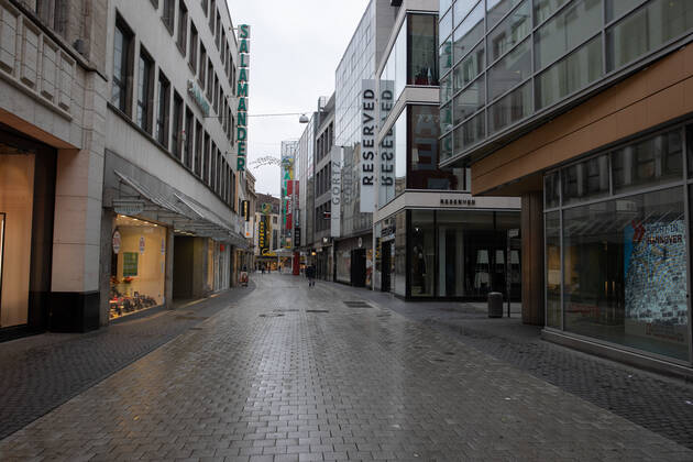 Lower Saxony, Hanover, Corona Shutdown extended to January 31, 2021, downtown businesses closed, empty city, Grosse Packhofstrasse, ,