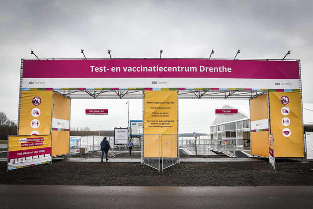 ASSEN Exterior of the large test and vaccination location on the TT Circuit where healthcare personnel are tested and vaccinated against the coronavirus The Municipal Health Services in Amsterdam, Drenthe and The Hague have started vaccinating healthcare personnel ANP VINCENT JANNINK  Copyright: xHollandsexHoogtex xxANPx x427009683x