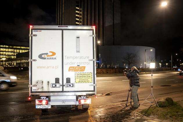 Polish refrigerated truck leaves the Statens Serum Institut after delivering Moderna covid 19 vaccines to SSI in Copenhagen, Tuesday 12 January 2021 There will be 5000 doses that will be used in the Region of Southern Denmark, Copenhagen Denmark Copyright: RitzauxScanpix MadsxClausxRasmussenx cop104 spdk20210112-084037-L