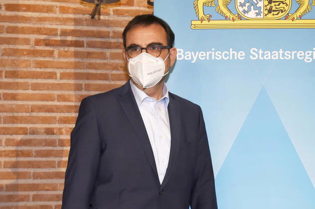 Klaus Holetschek at the press conference on the current developments of the Corona pandemic and tightening of the measures to contain it in the Free State of Bavaria in the Prinz Carl Palais Munich, 12 01 2021 Foto:xS.xAdamx xFuturexImage