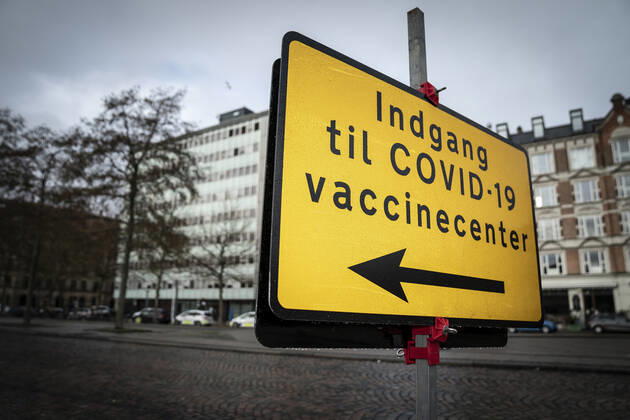 First vaccine center in the Capital Region opens in OEksnehallen, at Halmtorvet in Copenhagen, Wednesday 13 January 2021, Copenhagen Denmark  Copyright: RitzauxScanpix MadsxClausxRasmussenx cop101 spdk20210113-151535-L