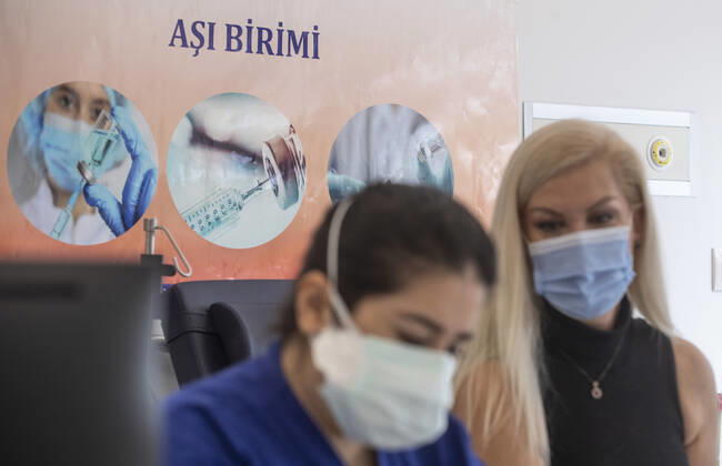 Turkey has started Chinese COVID-19 vaccine CoronaVac vaccination campaign with health care staff on Jan. 14, 2021. ( Copyright: AbdurrahmanxAntakyalix-xDepoxPho 16994941