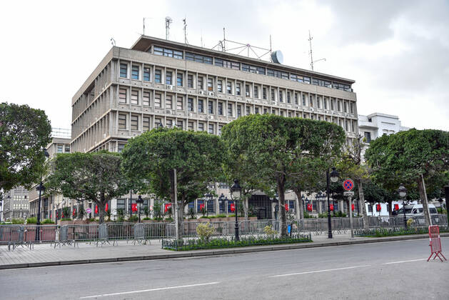 January 14, 2021, Tunis, Tunisia: General view of the Interior Ministry building as the avenue Habib Bourguiba is cordoned off under very strong police force due to the Covid-19 pandemic as the country marks 10 years since its revolution. Tunisia marked 10 years today since its street revolution sent autocratic ruler Zine El Abidine Ben Ali fleeing into exile, but few are celebrating amid a lockdown as Covid-19 cases spiral. Tunis Tunisia - ZUMAs197 20210114_zaa_s197_111 Copyright: xJdidixWassimx