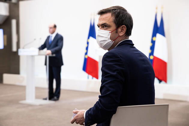 Paris, France, January 14, 2021 - As French Prime Minister Jean Castex speaks during a press conference on the current French government strategy for the ongoing coronavirus (Covid-19) epidemic, French Health Minister Olivier Veran looks on the left side.  Copyright: xAlexisxSciardx