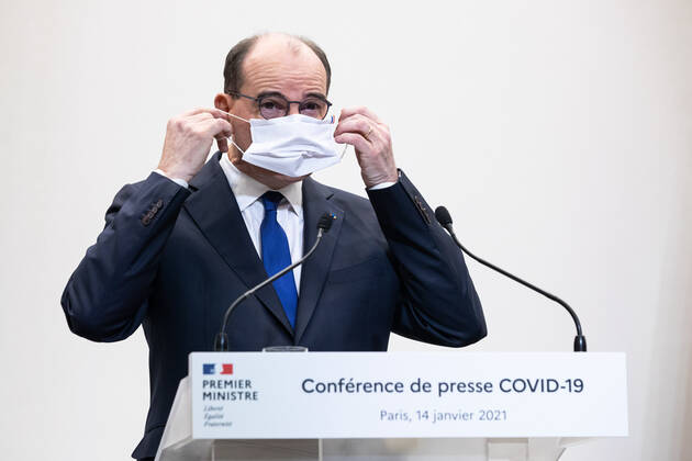 Paris, France, January 14, 2021 - French Prime Minister Jean Castex puts on his mask as he addresses a press conference on the current French government strategy for the ongoing coronavirus (Covid-19) epidemic.  Copyright: xAlexisxSciardx