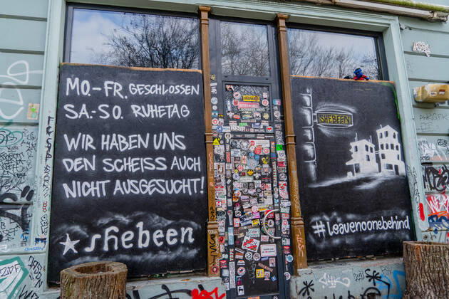 Closed gastronomy during the Corona Lockdown in Janaur 2021 in the district Hamburg St Pauli Closed gastronomy during the Corona Lockdown in Janaur 2021 in the district Hamburg St Pauli , Hamburg Hamburg Germany St Pauli