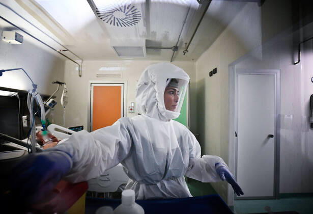 Rome, Spallanzani Intensive Care Hospital, High Containment Department.  Copyright: xRomax xIPAx xRomax