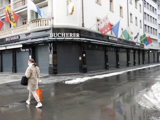 Photo Manuel Geisser 18 01 2021 Coronavirus, Lockdown Picture Closed Bucherer watch shop Lucerne
