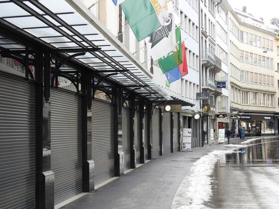 Photo Manuel Geisser 18 01 2021 Coronavirus, Lockdown Picture Closed Bucherer watch shop Lucerne