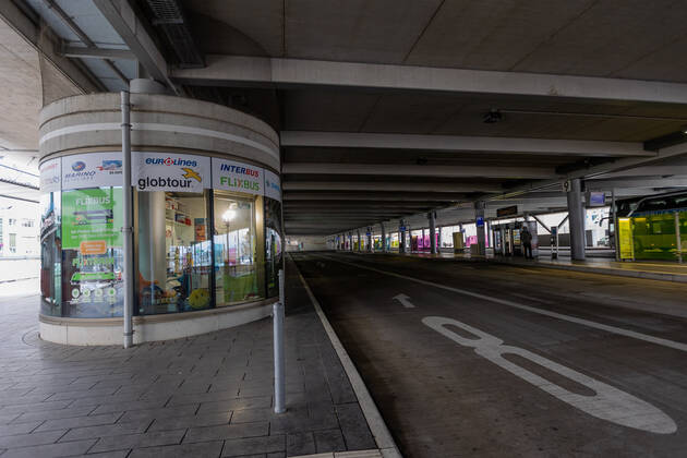 Stuttgart themed images Stuttgart airport in times of corona pandemic, 19 01 2021, themed images Stuttgart airport in times of corona pandemic, empty bus station Stuttgart Messe, 19 01 2021, Copyright: xEIBNER DROFITSCHx EP_ddh