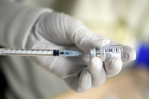 BIONTECH PFIZER CORONA COVID 19 vaccination in the JOHANNITER Senioren Stift Meerbusch on 20 01 2021 in Meerbusch