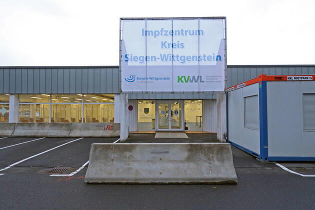 The building of the vaccination center of the district Siegen Wittgenstein in Eiserfeld Corona vaccination center on 20 01 2021 in Siegen Germany