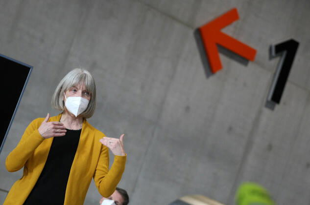Nurnberg Messe Impfzentrum , PresseKonferenze Impfplan fur Nurnberg : Christine Schussler (Leiterin der Koordinierungsstelle des Impfzentrums ) during the Hard Lockdown of the Covid 19 Coronavirus Pandemie in Nurnberg Nuremberg , Bayern , Deutschland . January 21 , 2021.
