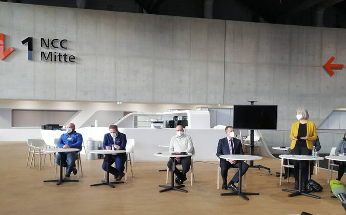 Nurnberg Messe Impfzentrum , PresseKonferenze Impfplan fur Nurnberg during the Hard Lockdown of the Covid 19 Coronavirus Pandemie in Nurnberg Nuremberg , Bayern , Deutschland . January 21 , 2021.