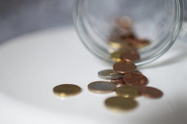 Feature Money Money in the form of coins lies on a shelf Photo Wedel Kirchner Media Nordrhein Westfalen Germany Copyright: xWedel Kirchner-Mediax