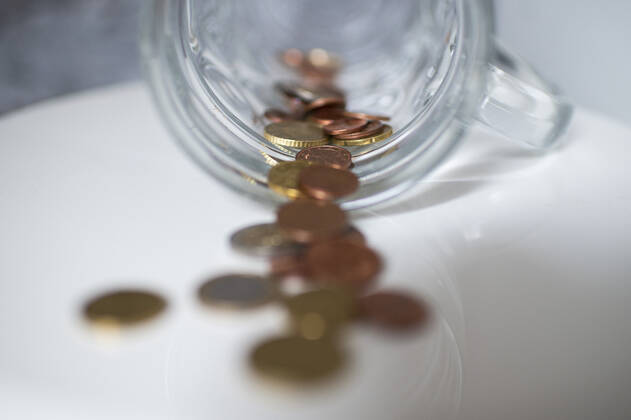 Feature Money Money in the form of coins lies on a shelf Photo Wedel Kirchner Media Nordrhein Westfalen Germany Copyright: xWedel Kirchner-Mediax