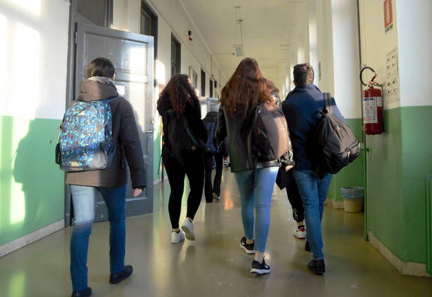 Milan, Back to school after the Lockdown for the Red zone with half the students still in DAD at a distance Editorial Usage Only  Copyright: xMaurizioxMaulex xIPAx