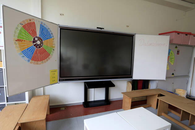 SCHOOL LOCKDOWN School Lockdown Gebrueder Grimm School in Meerbusch Buederich January 2021 on 29 January 2021 in Meerbusch