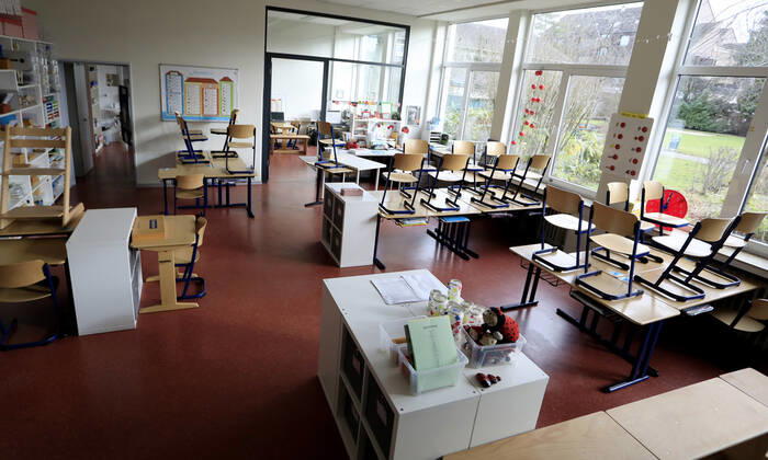 SCHOOL LOCKDOWN School Lockdown Gebrueder Grimm School in Meerbusch Buederich January 2021 on 29 January 2021 in Meerbusch