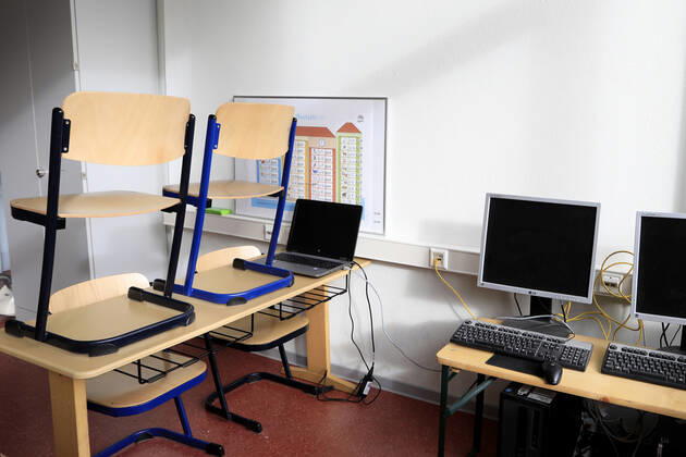 SCHOOL LOCKDOWN School Lockdown Gebrueder Grimm School in Meerbusch Buederich January 2021 on 29 January 2021 in Meerbusch
