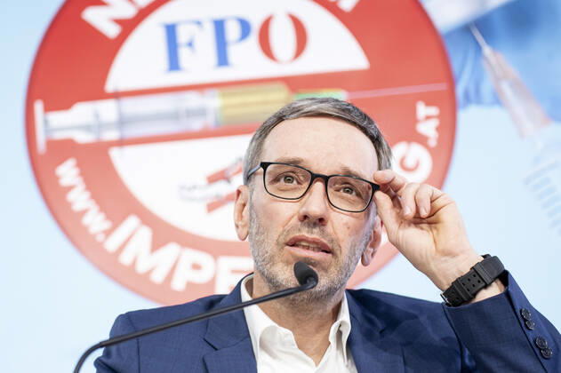 FPOE press conference: Democracy - freedom - fundamental rights Pressekonferenz FPÖ in Wien zur aktuellen Corona-Politik mit dem Thema: Demokratie Freiheit Grundrechte. Im Bild: FPÖ-Klubobmann NAbg. Herbert Kickl. Wien, Österreich. 30.01.2021