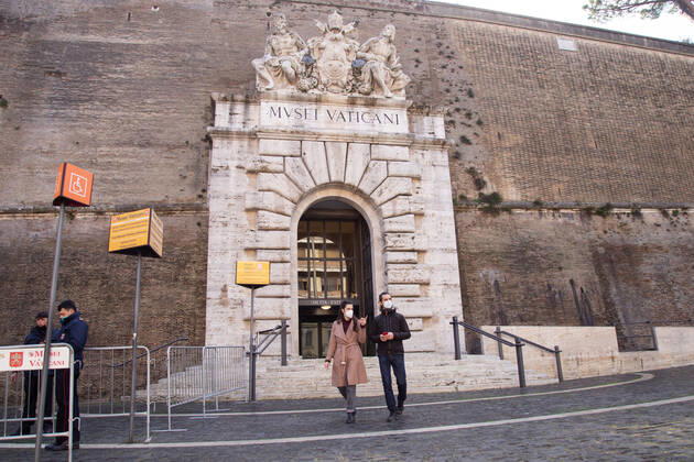 Coronavirus in Italien, Eindrücke aus Rom Italy: Museums in Rome reopen View of exit of Vatican Museums, from yesterday, 1 February 2021, reopened to the public, with limited admissions Rome Italy Copyright: MatteoxNardone