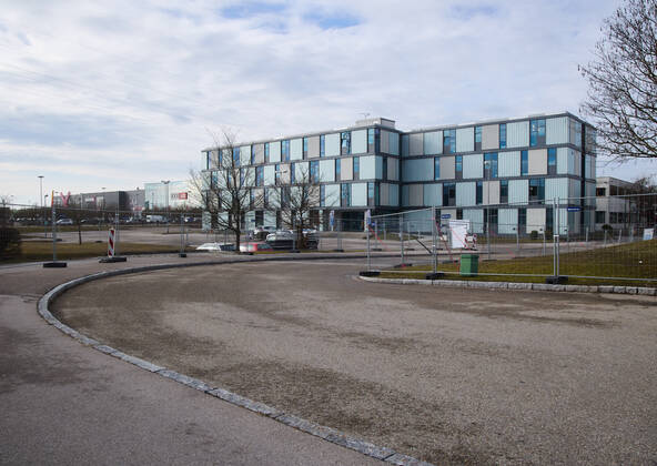 Bavarian Vaccination Center Augsburg in the building of the former Fujitsu plant, press tour Bavarian Vaccination Center Augsburg, press tour