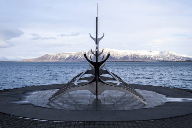 Sólfarið Sun Journey Skultur by Jón Gunnar Árnason with a view of the Esja in Reykjavik Sólfarið Sun Journey Skultur by Jón Gunnar Árnason with a view of the Esja in Reykjavik Sólfarið Sun Voyager Sun Journey