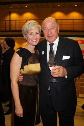 Sheba Anniversary Gala Claudia Garski with husband Dietrich Garski at the Sheba Anniversary Gala in aid of the Sheba Medical Center Tel Hashomer at the Reichspraesidentenpalais in Berlin Copyright IMAGO 10 03 2008 IMAGO Foto Berlin Henry H Herrmann Copyright: xEventpressx