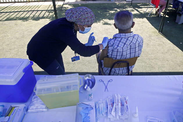 Santiago, February 8, 2021 Vaccination against Covid 19 in Gimnasio Jose Manuel Lopez Sebastian Cisternas Aton Chile, Santiago Chile Aton 487253  Copyright: SEBASTIANxCISTERNAS ATONxCHILE