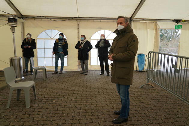 Head of Health Walter Astheimer Greens at the press event for the start of the vaccination centre Gross Gerau 09 02 2021 Start of the vaccination centre Gross Gerau