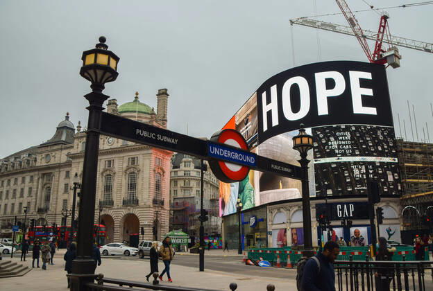 February 14, 2021, London, United Kingdom: A Hope message displayed in Piccadilly Circus, London..As most businesses remain closed in the capital, the government plans to begin easing the lockdown restrictions in the coming weeks. London United Kingdom - ZUMAs197 20210214_zaa_s197_308 Copyright: xVukxValcicx