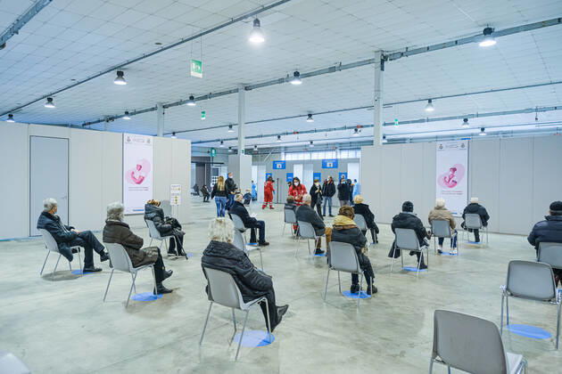 Padua - First vaccinations against Covid19 with the Pfizer-BioNTech vaccine for the elderly over 80 at the Padua Fair in via Tommaseo Editorial Usage Only  Copyright: xRobertoxSilvinox xIPAx