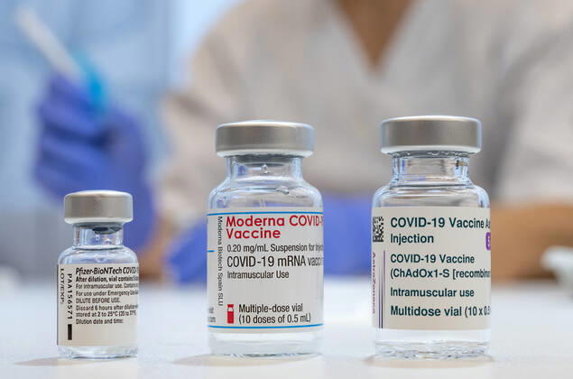 MALMO 2021 02 17 Used vaccine ampoules that contained Pfizer BioNTech, Moderna and AstraZeneca Covid 19 Vaccines at the Skane University Hospital vaccination centre in Malmo, Sweden, February 17, 2021 MALMO SWEDEN x50090x,  Copyright: xJohanxNilsson TTx ASTRAZENECA COVID-19 VACCIN
