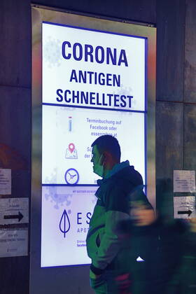 Covid 19 Corona Situation in Vienna Vienna, Neubau, Mariahilf, 18 02 2021 Impressions Corona Pandemic, C AVN101002444152
