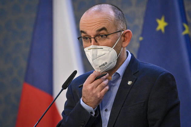 Czech Health Minister Jan Blatny, wearing face mask to prevent the spread of the coronavirus, speaks to journalists during the press conference after the government meeting in Prague, Czech Republic, February 19, 2021. The Czech Health Ministry will order the wearing of respirators, nano masks or two surgical face masks in shops, public transport and other public places with a high concentration of people on Monday, February 22. Various home-made textile masks cannot be considered a significant protection anymore. (CTKxPhoto VitxSimanek) CTKPhotoP202102190413901  VIS 004