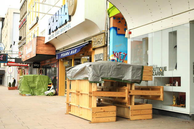 Closed shops on the nearly deserted Reeperbahn in Hamburg St Pauli during the lockdown St Pauli Hamburg