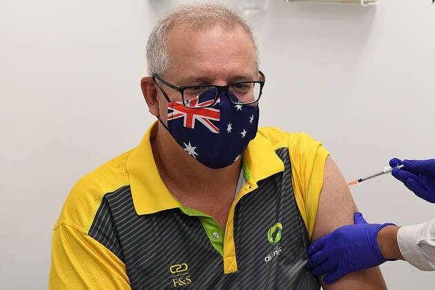 SCOTT MORRISON COVID19 VACCINATION, Australian Prime Minister Scott Morrison receives his COVID-19 vaccination during a visit to Castle Hill Medical Centre to preview the COVID-19 vaccination program on Sunday, February 21, 2021. The PM has received a COVID-19 vaccination, joining a small group of people who are the first in Australia to receive a jab. ( NO ARCHIVING, EDITORIAL USE ONLY, NO USE IN BOOKS WITHOUT CONSENT SYDNEY NSW AUSTRALIA  Copyright: xJOELxCARRETTx 20210221001522016691