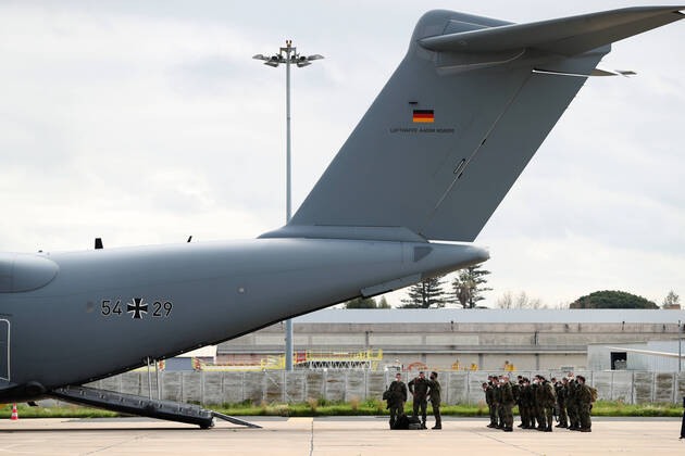 February 23, 2021, Lisbon, Portugal: A German Air Force Airbus A400M-180 transporting German army medical experts arrives at Figo Maduro military airbase in Lisbon, Portugal on February 23, 2021. Based on a bilateral agreement, a second team of German army medical experts arrived in Portugal on Tuesday to replace the team that has been in Portugal since February 3 to assist the country in its fight against the COVID-19 pandemic. Lisbon Portugal - ZUMAf123 20210223_zap_f123_008 Copyright: xPedroxFiuzax
