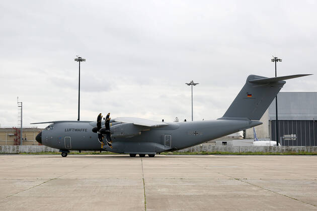 February 23, 2021, Lisbon, Portugal: A German Air Force Airbus A400M-180 transporting German army medical experts arrives at Figo Maduro military airbase in Lisbon, Portugal on February 23, 2021. Based on a bilateral agreement, a second team of German army medical experts arrived in Portugal on Tuesday to replace the team that has been in Portugal since February 3 to assist the country in its fight against the COVID-19 pandemic. Lisbon Portugal - ZUMAf123 20210223_zap_f123_010 Copyright: xPedroxFiuzax