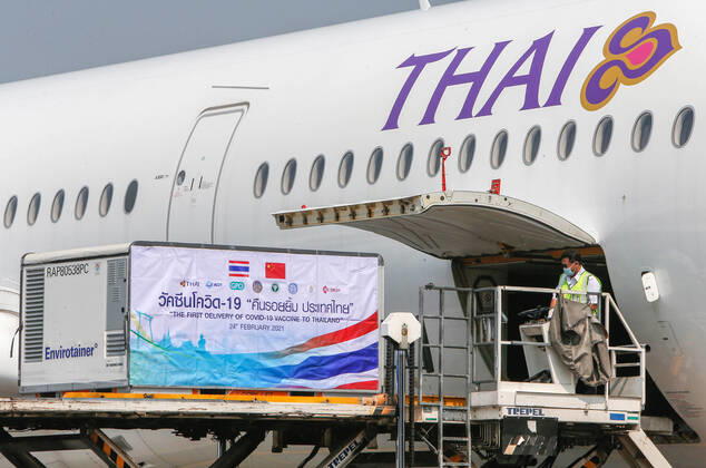 February 24, 2021, Bangkok, Thailand: A container with Sinovac coronavirus disease (COVID-19) vaccines is being unloaded from a plane during a ceremony to mark the arrival of 200,000 doses of the Sinovac vaccine shipment at Suvarnabhumi airport in Bangkok. Bangkok Thailand - ZUMAs197 20210224_zaa_s197_009 Copyright: xChaiwatxSubprasomx
