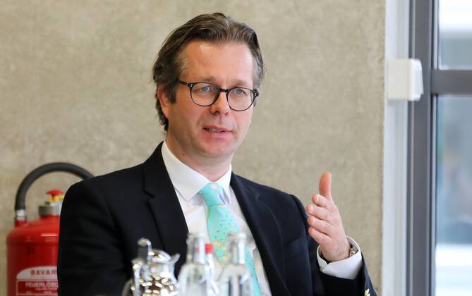 PK IHK Erfurt 01 03 2021 , Erfurt, IHK Erfurt, Press conference, Industry representatives discuss opening perspectives for safe new start in the picture Representatives of the hotel and restaurant industry Olaf Seibicke Vice President IHK Erfurt and Director Hotel Der Lindenhof Gotha